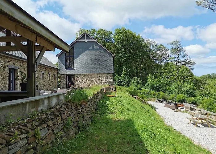 Glamping Yurts Near Newquay